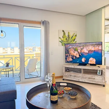 Garden Hill Haven Old Town Retreat With Sea Views & Free Parking Albufeira