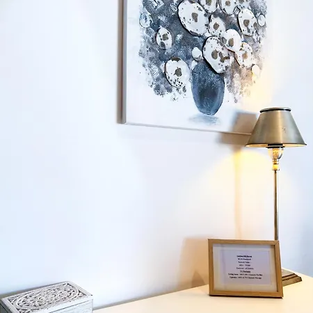 Lägenhet Garden Hill Haven Old Town Retreat With Sea Views & Free Parking *