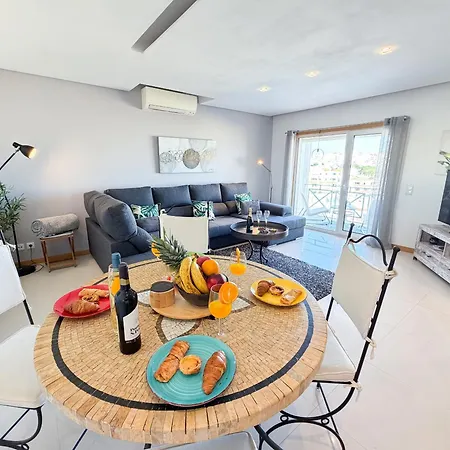 Garden Hill Haven Old Town Retreat With Sea Views & Free Parking Lägenhet