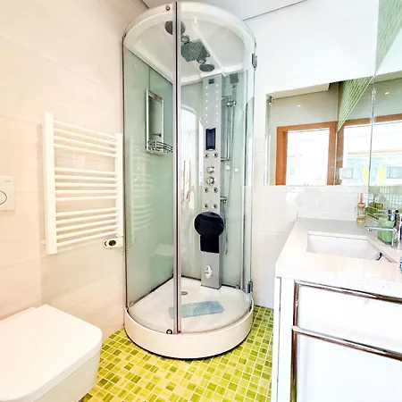 Garden Hill Haven Old Town Retreat With Sea Views & Free Parking Albufeira