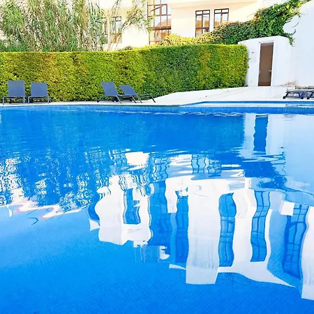 Garden Hill Haven Old Town Retreat With Sea Views & Free Parking Lägenhet