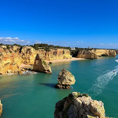 Garden Hill Haven Old Town Retreat With Sea Views & Free Parking Albufeira